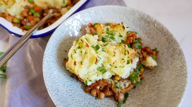 bowl of vegan shepherd's pie