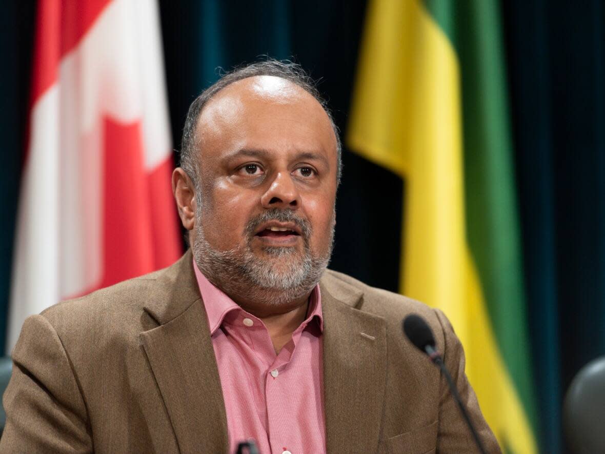 Saskatchewan's chief medical health officer Dr. Saqib Shahab was one of the targets of a Regina man's threatening email sent earlier this month about the pandemic and health-related mandates, police said. (Michael Bell/The Canadian Press - image credit)