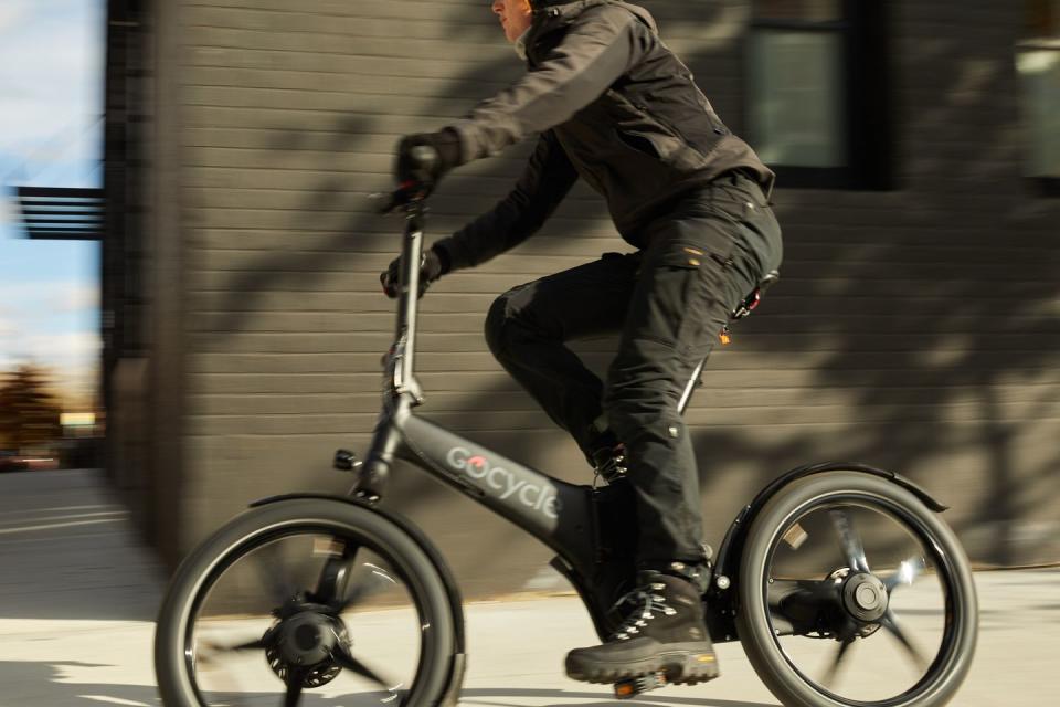 gocycle folding bike ridden by aithne feay in brooklyn