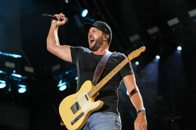 luke-bryan-las-vegas-residency-concert