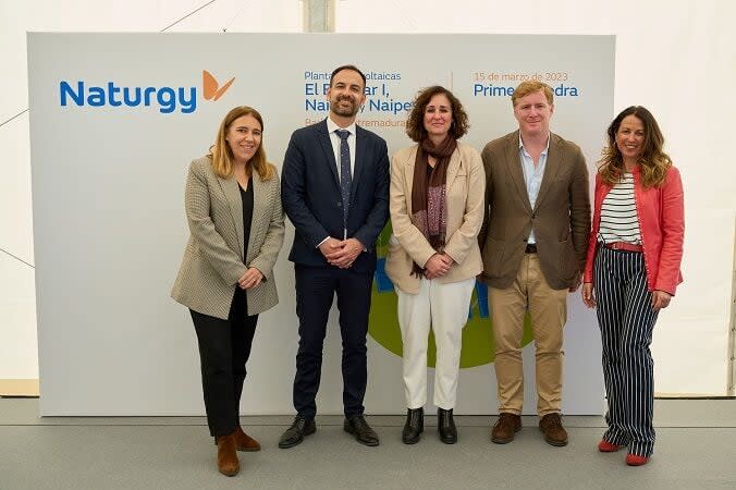 Naturgy invierte 70 millones en tres nuevas fotovoltaicas en Extremadura