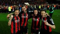 AFC Bournemouth v Bolton Wanderers - Sky Bet Football League Championship - Goldsands Stadium, Dean Court - 27/4/15 Bournemouth's Adam Smith, Harry Arter (R), Steve Cook (2nd L) and Dan Gosling (L) celebrate at the end of the match Action Images / Andrew Couldridge