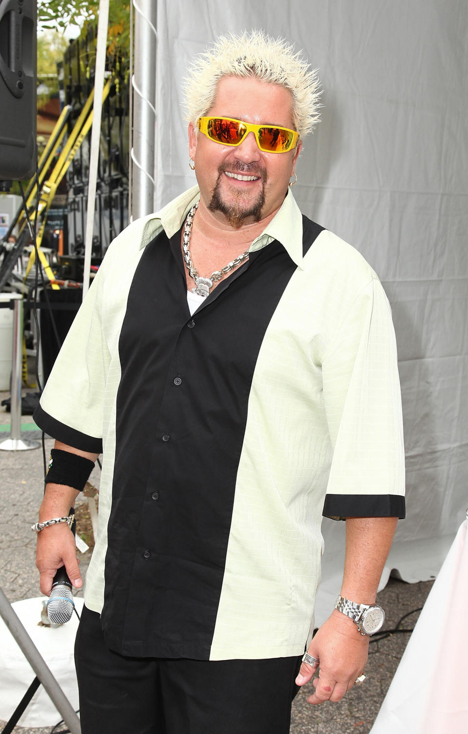 Guy Fieri at a grill-off for the 2009 Food Network NYC Wine & Food Festival on October 9, 2009 in NYC. (Mike Coppola / FilmMagic)