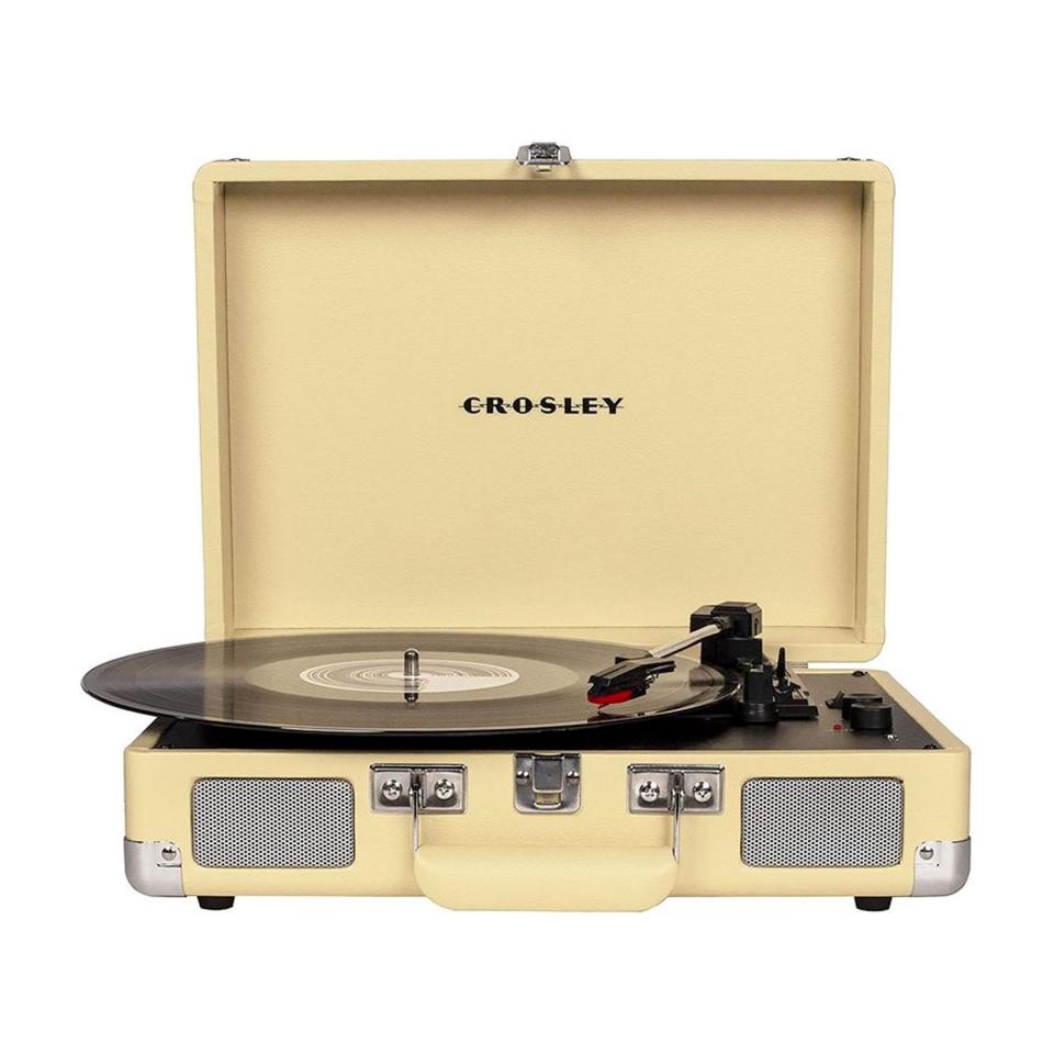 4) CR8005D-PI Cruiser Deluxe Vintage 3-Speed Bluetooth Suitcase Turntable, Fawn