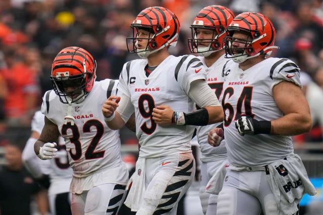 Are experts more surprised by Bengals or Browns performance in Week 1?