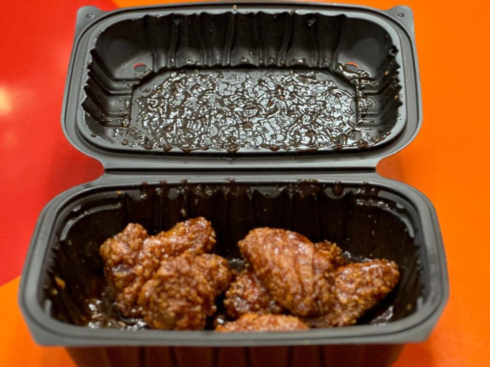 Honey BBQ Wings at Popeyes