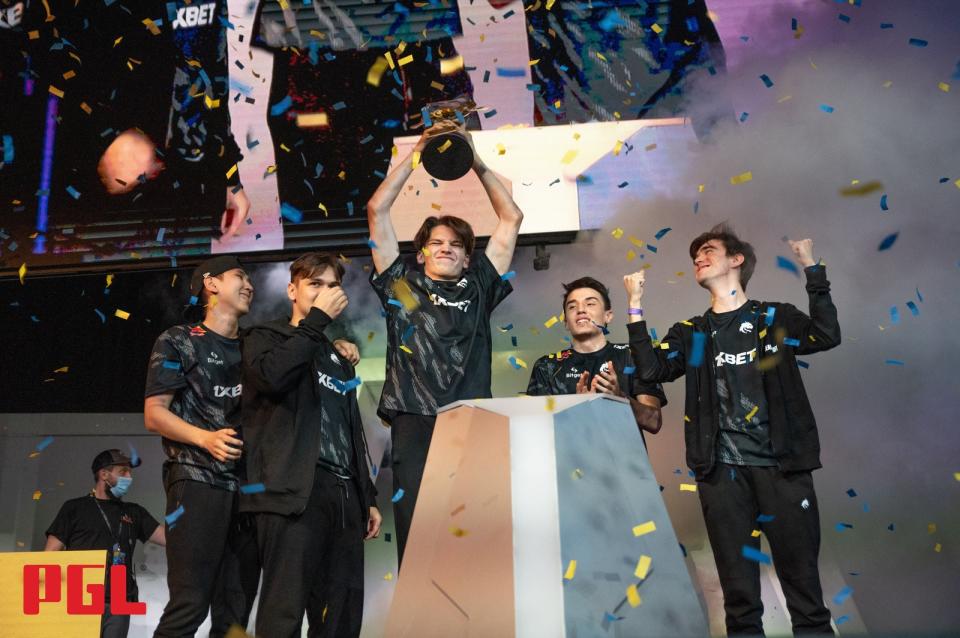 Team Spirit won the championship of the Dota 2 PGL Arlington Major with a convincing 3-1 victory over PSG.LGD, and it was their incredible win in an epic game two that shifted momentum in Team Spirit's favor. (Photo: PGL)