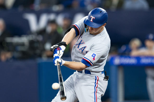 Guerrero drives in 3 to lead Blue Jays to rout of Rays on Canada