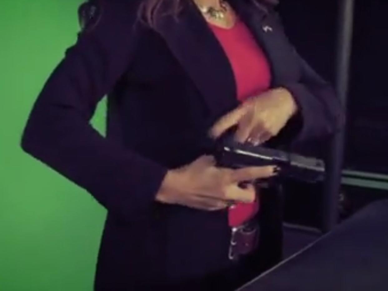 <p>Washington DC police to tell pro-gun congresswoman of city’s gun laws </p> (@LaurenBoebert)