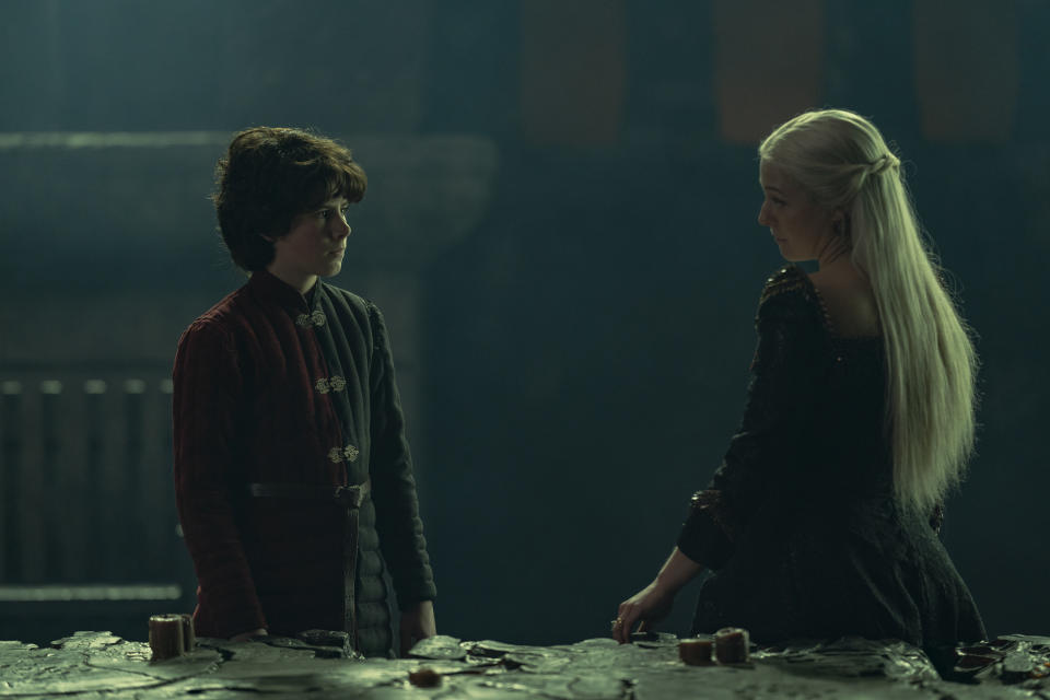 Elliot Grihault as Prince Lucerys 'Luke' Velaryon & Emma D'Arcy as Princess Rhaenyra Targaryen in House of the Dragon S1. (HBO/Sky)