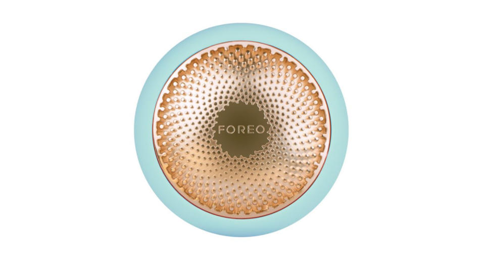 FOREO UFO 2 Device for an Accelerated Mask Treatment