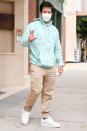 <p>Mark Wahlberg flashes a peace sign while seen leaving a doctor’s office in Beverly Hills on Wednesday.</p>