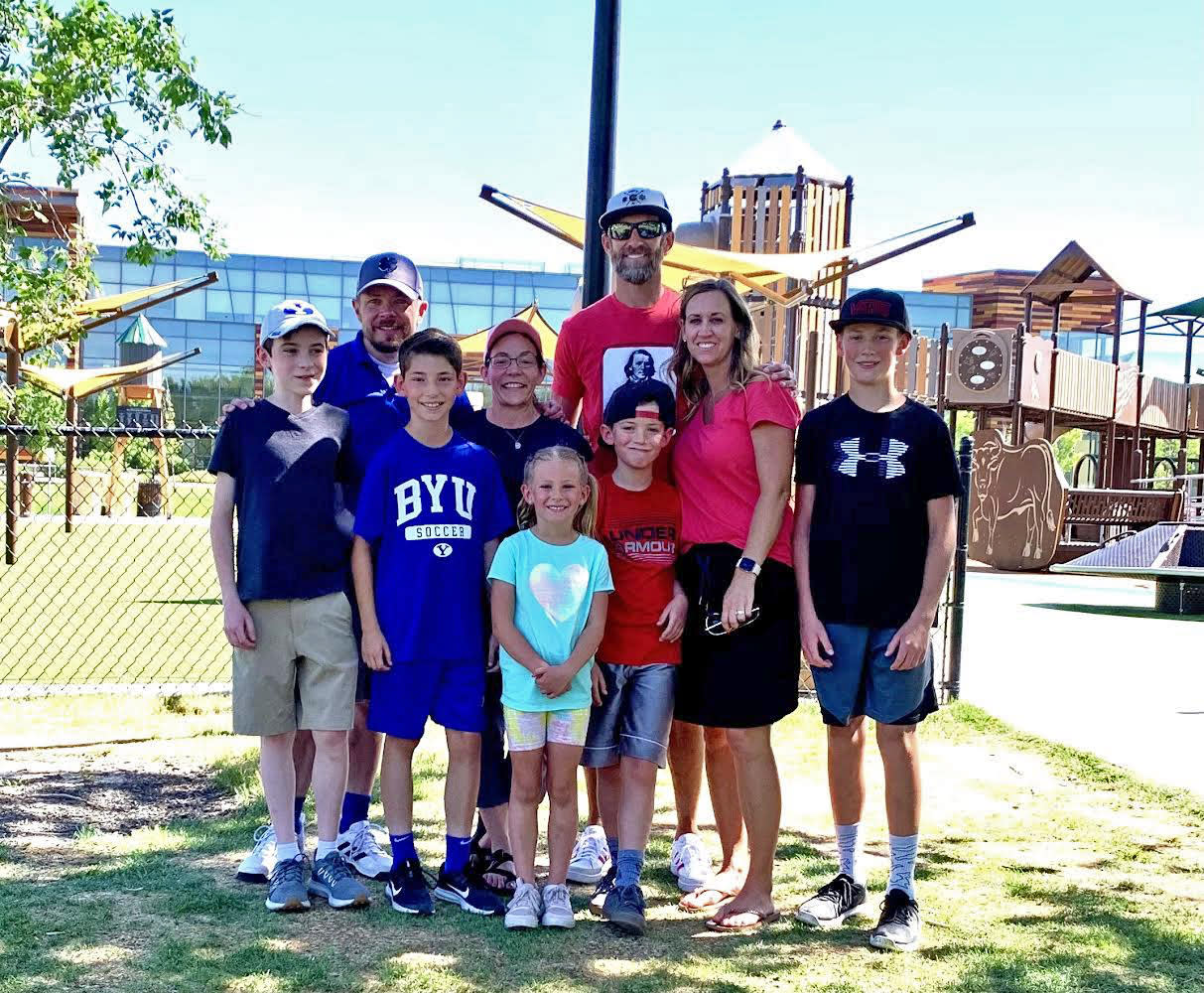 The Vanner and McNeil families at their first meet-up. (Courtesy Vanner Johnson)