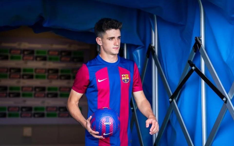 Barcelona to propose swap deal for 22-year-old forward