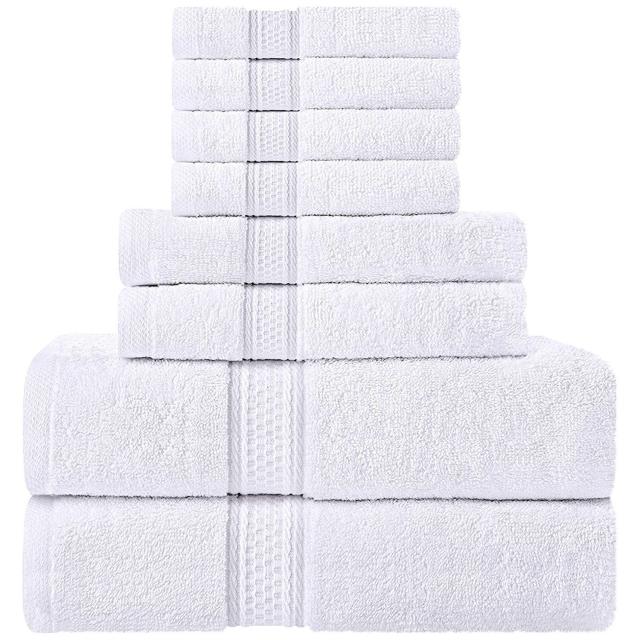 Airbnb Hosts Are Buying Duplicates of These 'Super Absorbent' Bath Towels —  and Prices Are as Low as $26