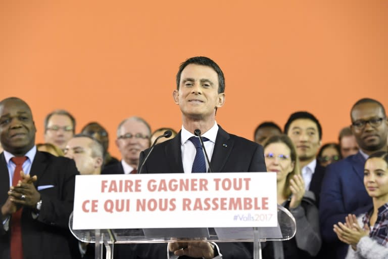 French Prime Minister Manuel Valls delivers a speech to announce his bid to become the Socialist presidential candidate in the 2017 presidential elections, at the town hall of Evry, south of Paris, on December 5, 2016