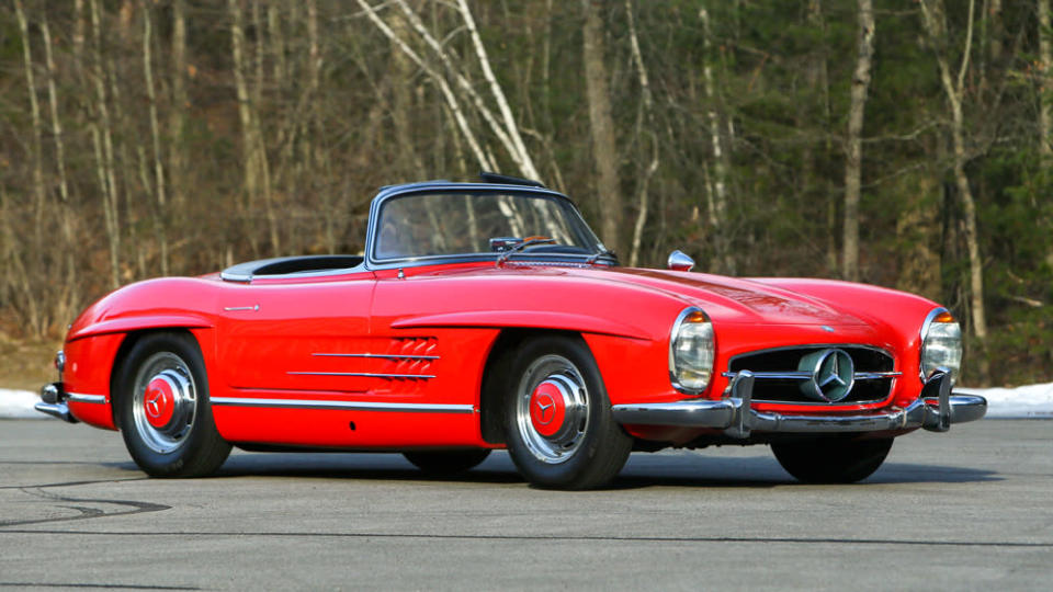 Une Mercedes-Benz 300 SL Roadster de 1961.