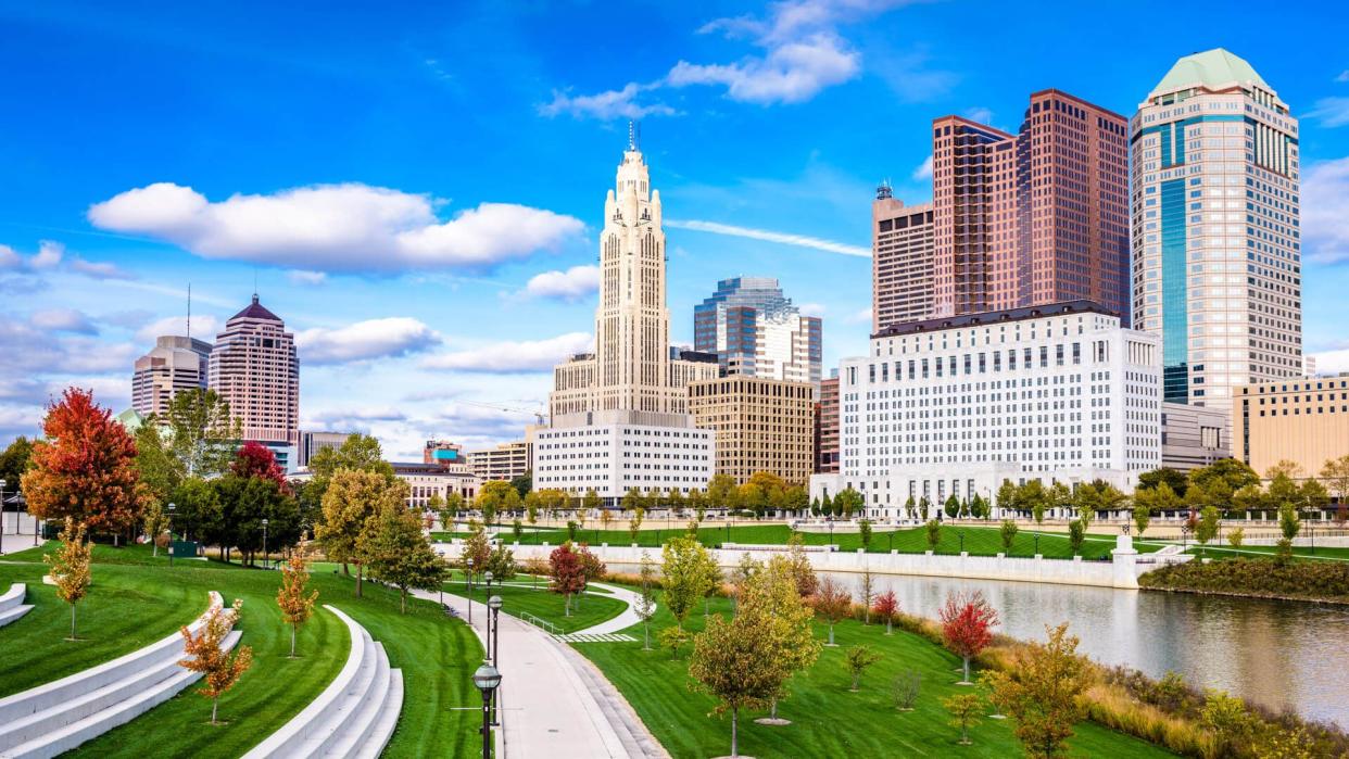 Columbus, Ohio, USA skyline on the Scioto River.