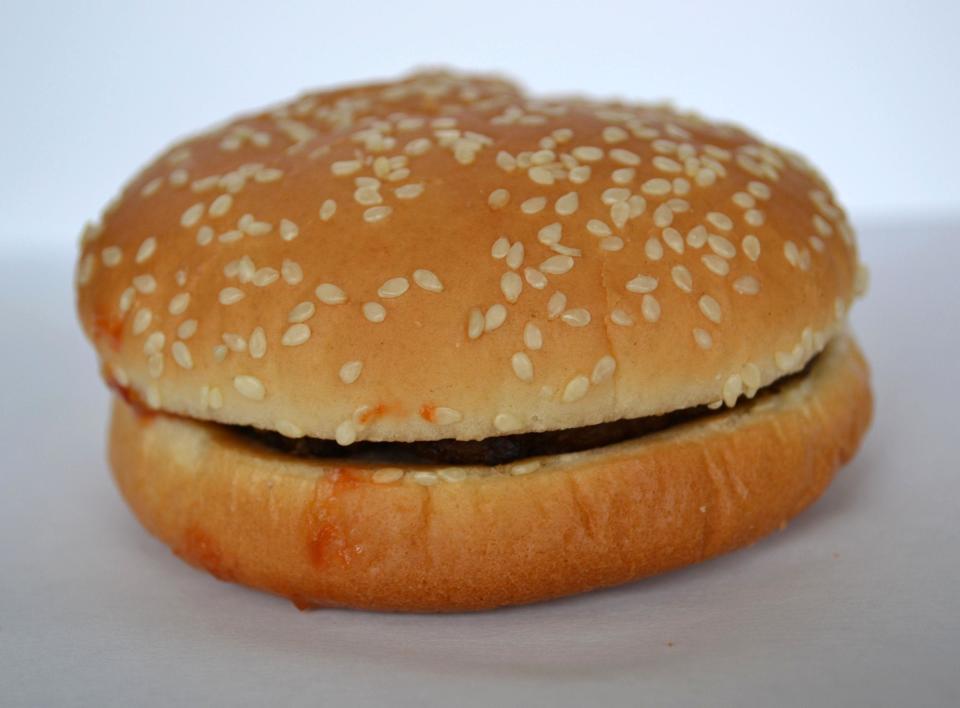 10. Is this...?<br> a) McDonald’s Hamburger <br> b) Burger King Hamburger <br> c) McDonald’s Cheeseburger