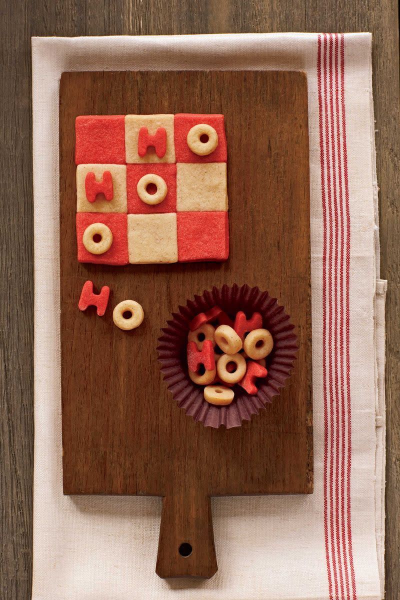 Make Your Christmas Sugar Cookies Stand Out With These Simple Decorating Ideas