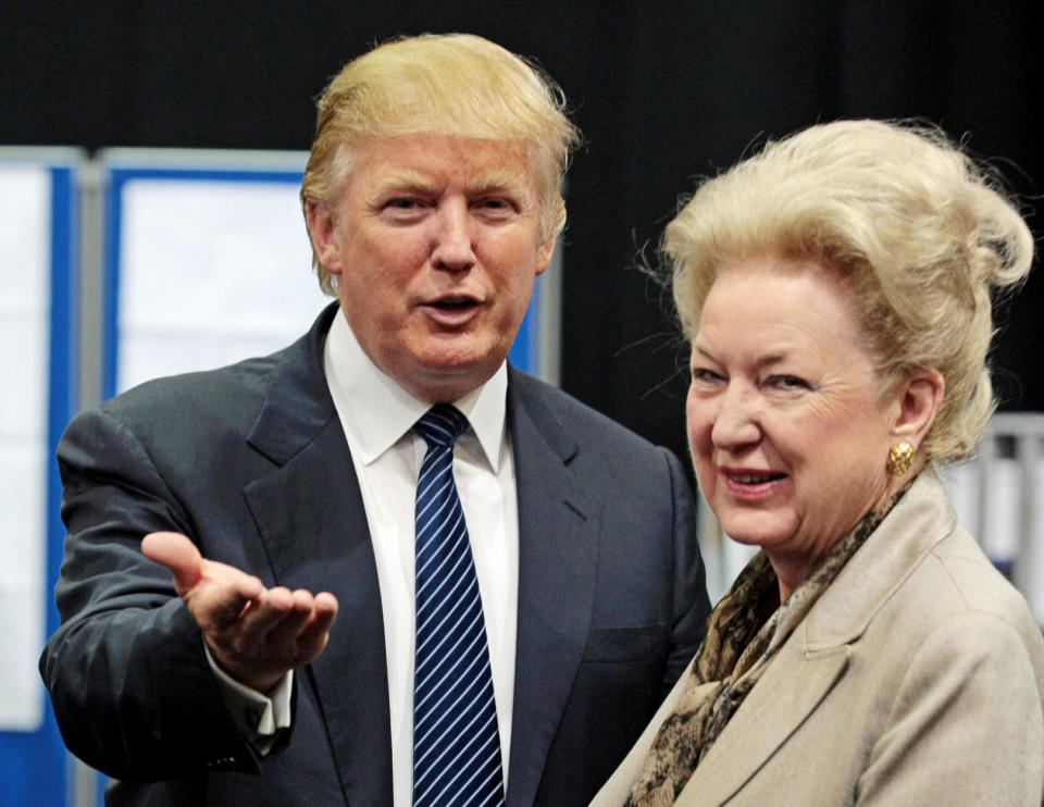 Donald Trump is pictured with his sister Maryanne Trump Barry on June 10, 2008. / Credit: ED JONES/AFP via Getty Images