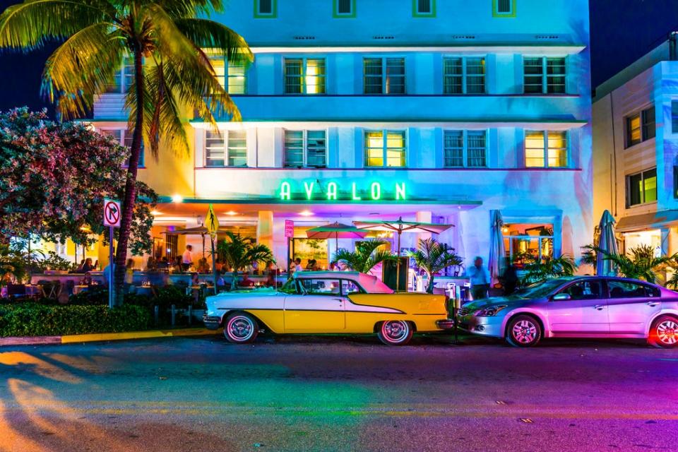 Night view of Ocean Drive in South Miami (Getty Images)