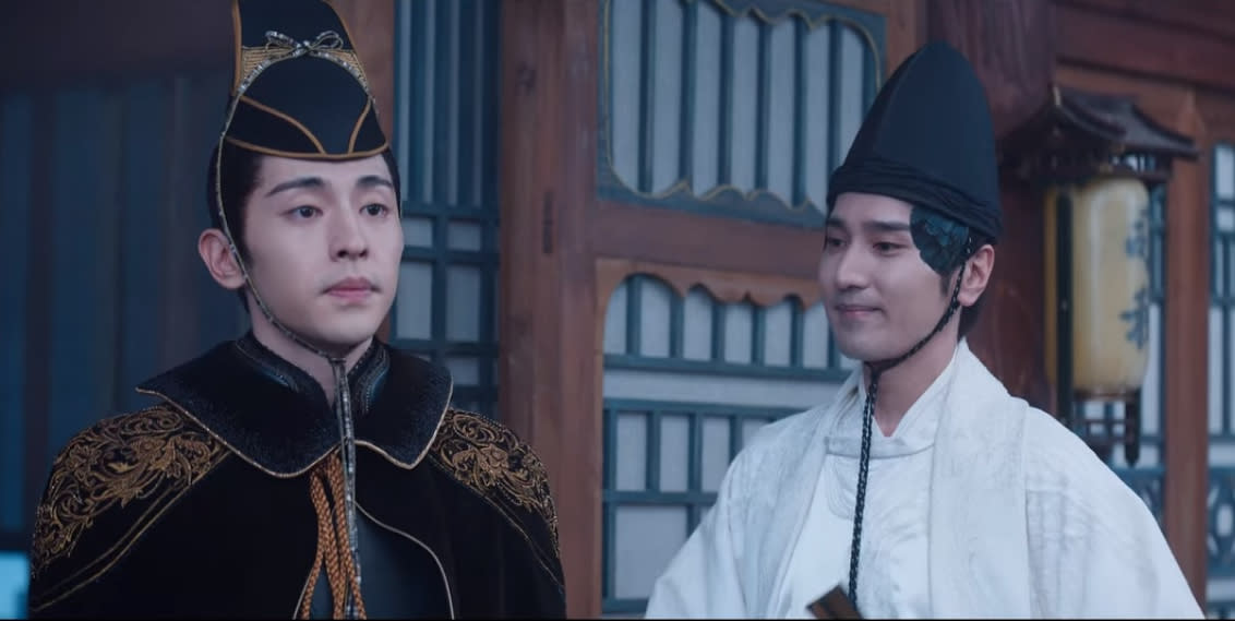 Mark Chao (right) plays the bohemian Yin Yang Master Qing Ming alongside Allen Deng, the brooding, bow-wielding Boya in Yin Yang Master: Dream of Eternity. 