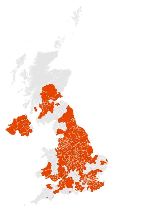 The map shows the number of COVID-19 hotspots on 15 November. (Imperial College London)