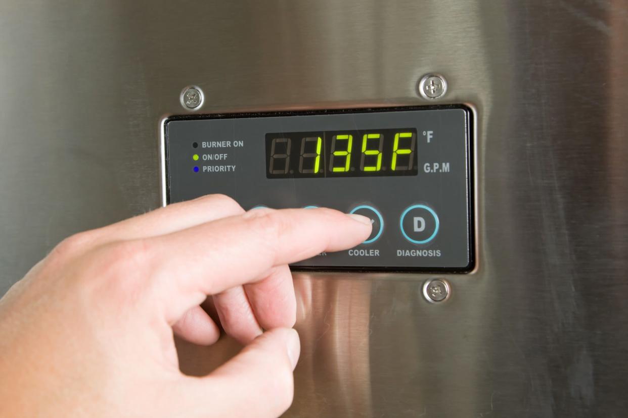 Changing the temperature on the water heater