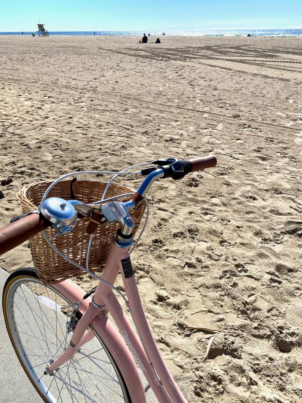 bike on beach