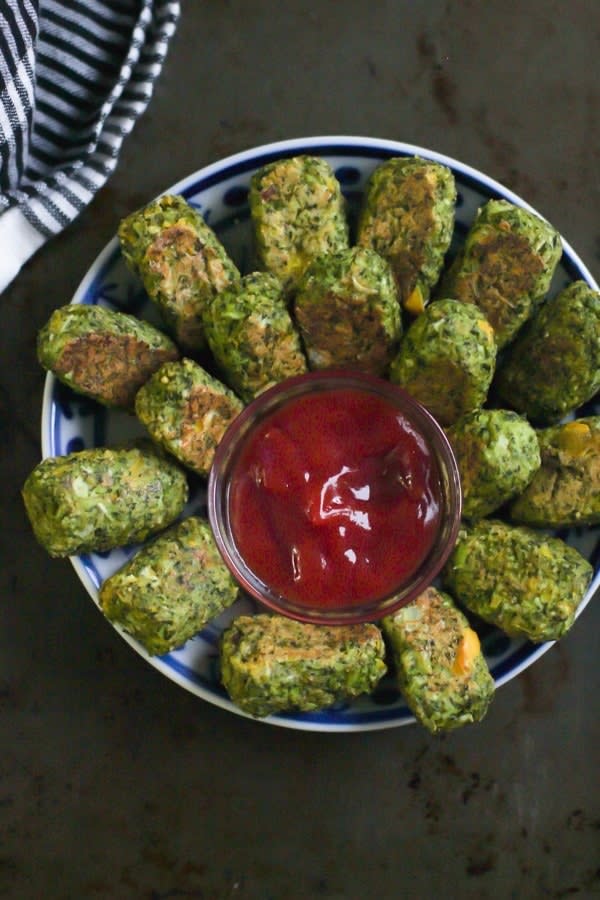 Low-Carb Broccoli Tots