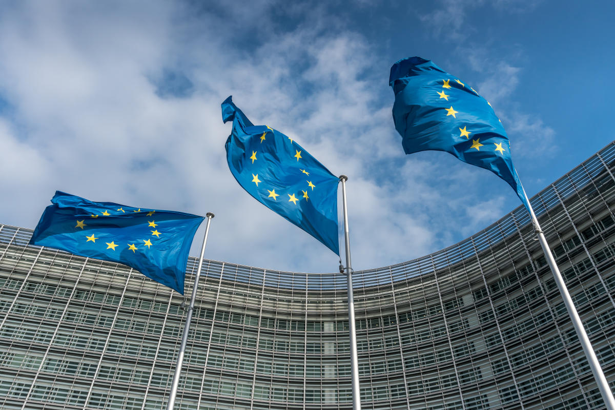 اتحادیه اروپا یک تحقیق رسمی در مورد X به دلیل محتوای غیرقانونی و اطلاعات نادرست آغاز می کند