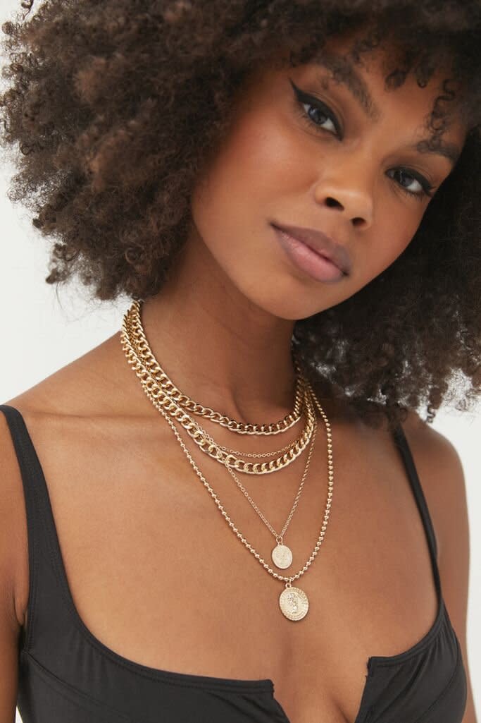 urban outfitters gold coin necklace