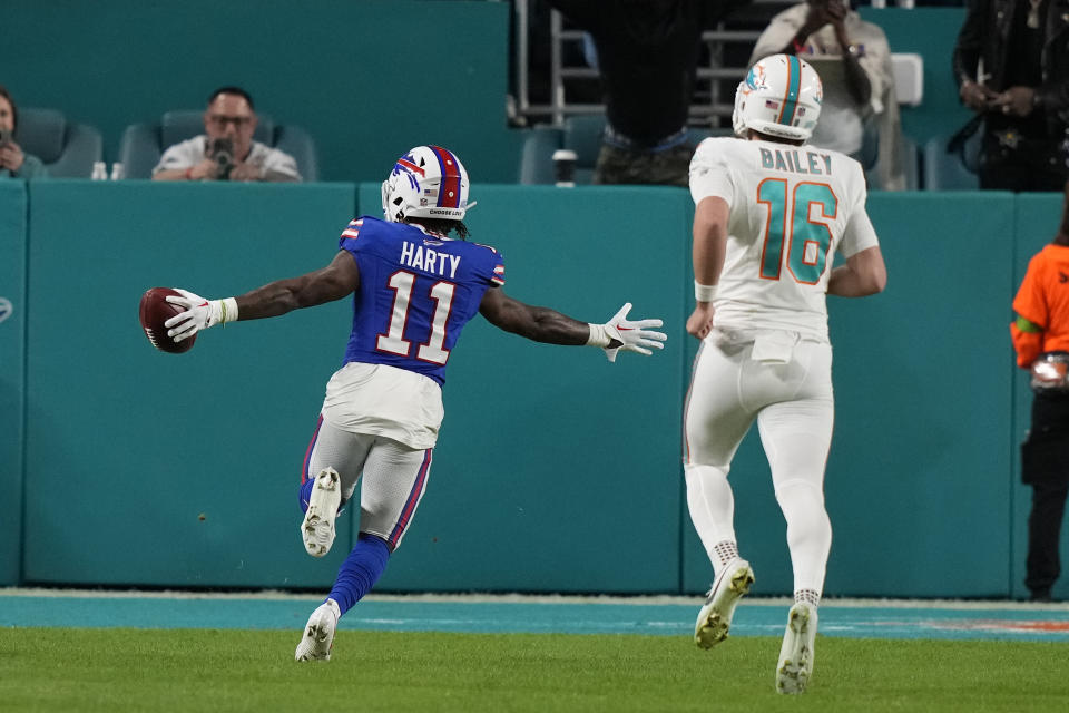 Buffalo Bills wide receiver Deonte Harty (11) had a huge punt return in a win over the Dolphins. (AP Photo/Lynne Sladky)