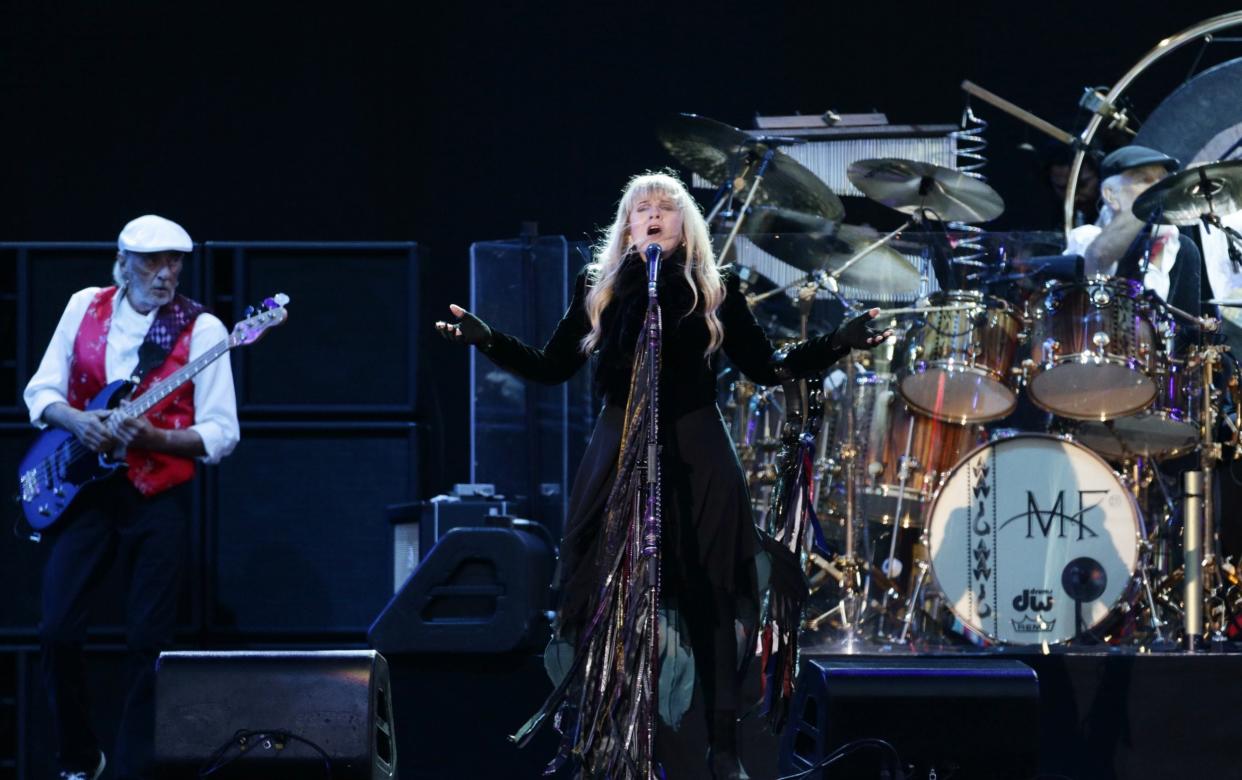 Staying isolated: Stevie Nicks at the Isle of Wight festival in 2015 - Yui Mok