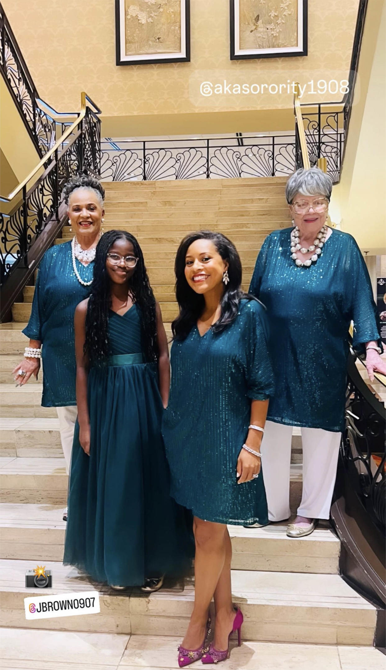 Sheinelle Jones and her family all wore coordinating ensembles for an AKA sorority legacy event. (Sheinelle Jones / Instagram)