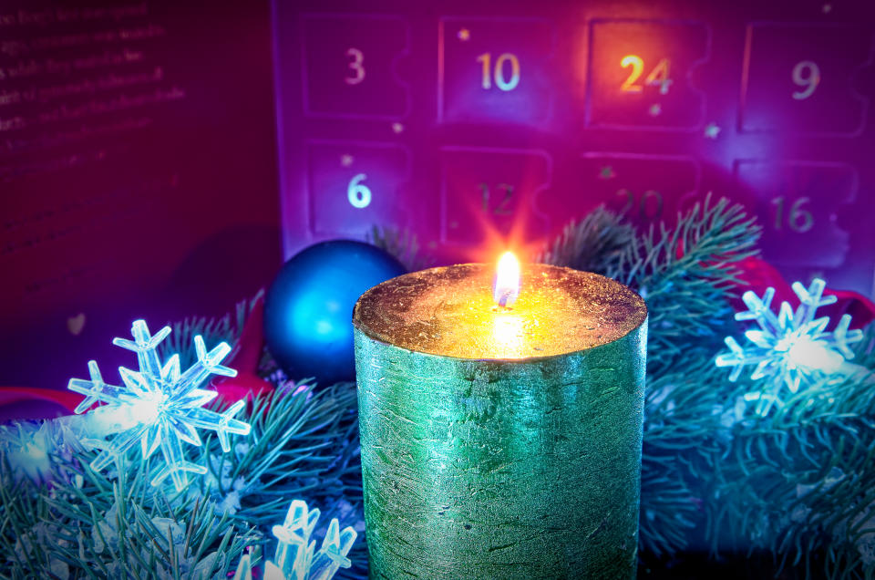 Adventskalender versüßen uns die Zeit bis Weihnachten. (Bild: Getty Images)
