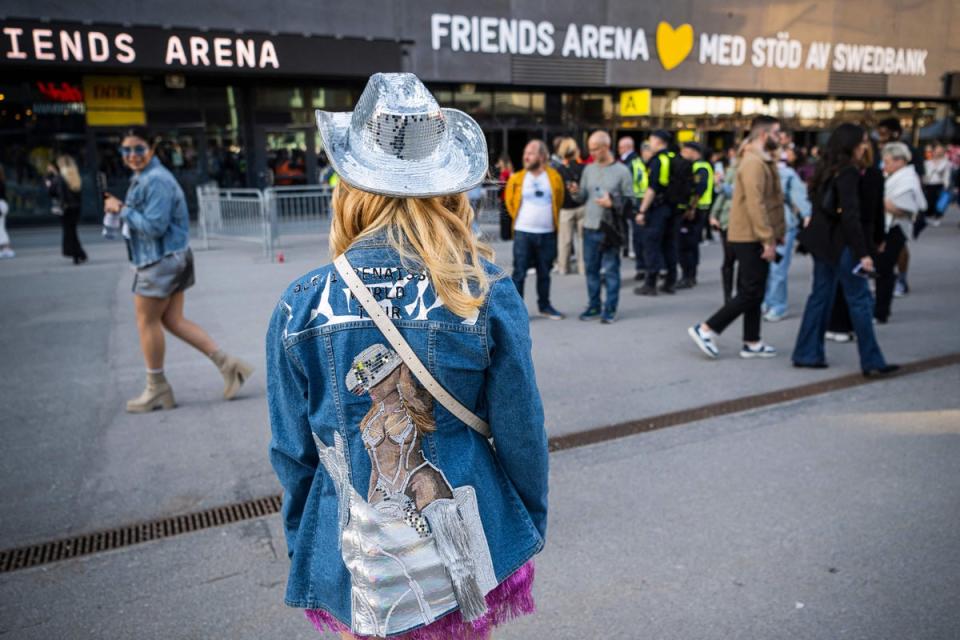 A fan waits outside the Friends Arena in Sweden for Beyoncé’s Renaissance tour (AFP via Getty Images)