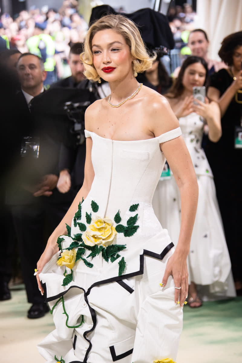 Gigi Hadid at the 2024 Met Gala: "Sleeping Beauties: Reawakening Fashion" on May 6 in New York, red carpet, Vogue, Thom Browne, Chopard