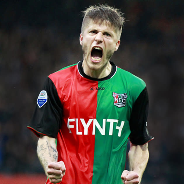 Nom: Lasse Schøne<br>Poste: Milieu<br>Date de naissance (Âge): 27/05/1986 (26)<br>Numéro: 14<br>Club: NEC (Pays-Bas NED)