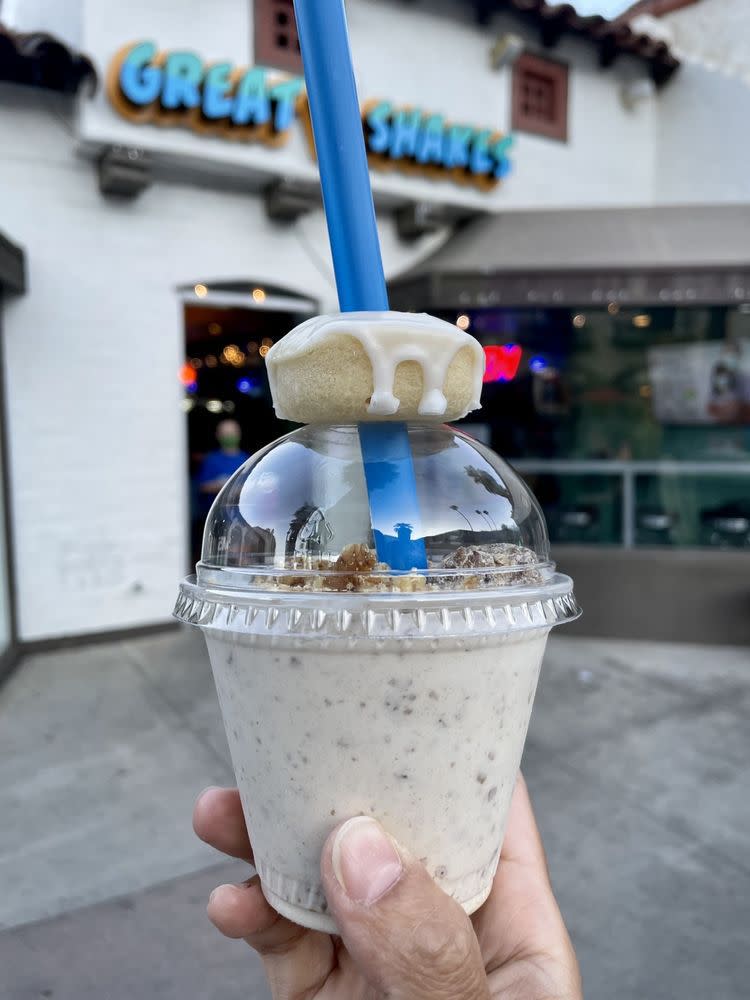 Date Walnut Shake, Great Shakes, Palm Springs, California