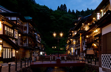 銀山溫泉能登屋旅館