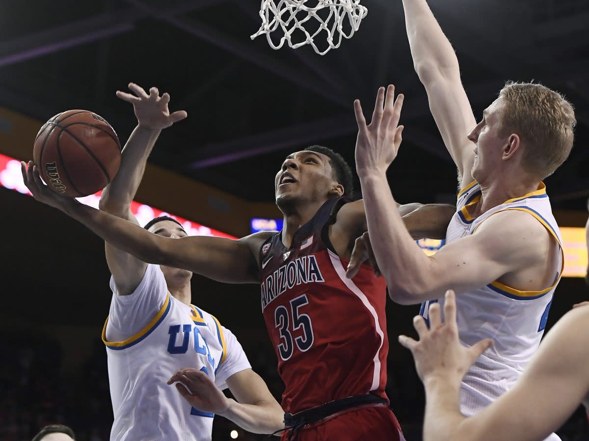 Allonzo Trier's return catapulted Arizona to the top of Yahoo's 2017-18 preseason poll. (Getty)