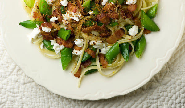 <strong>Get the <a href="http://www.framedcooks.com/2012/05/linguine-with-bacon-goat-cheese-and-sugar-snap-peas.html" target="_blank">Linguine with Bacon, Goat Cheese and Sugar Snap Peas recipe</a> by Framed Cooks</strong>