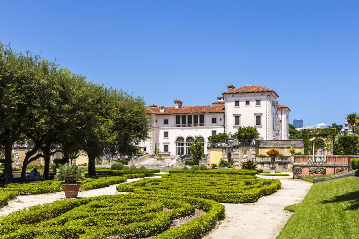 best florida gardens vizcaya museum veranda 