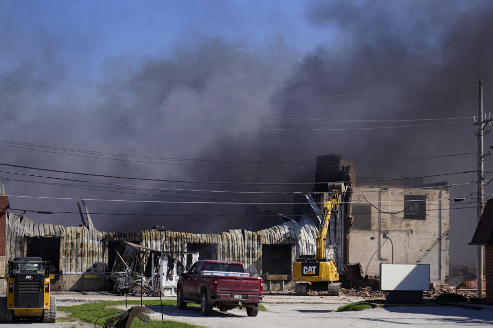 Smoke billows from the site of an industrial fire in Richmond, Ind., on Wednesday