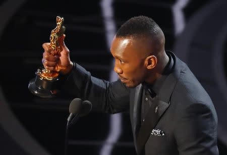 89th Academy Awards - Oscars Awards Show - Best Supporting Actor winner Mahershala Ali. REUTERS/Lucy Nicholson