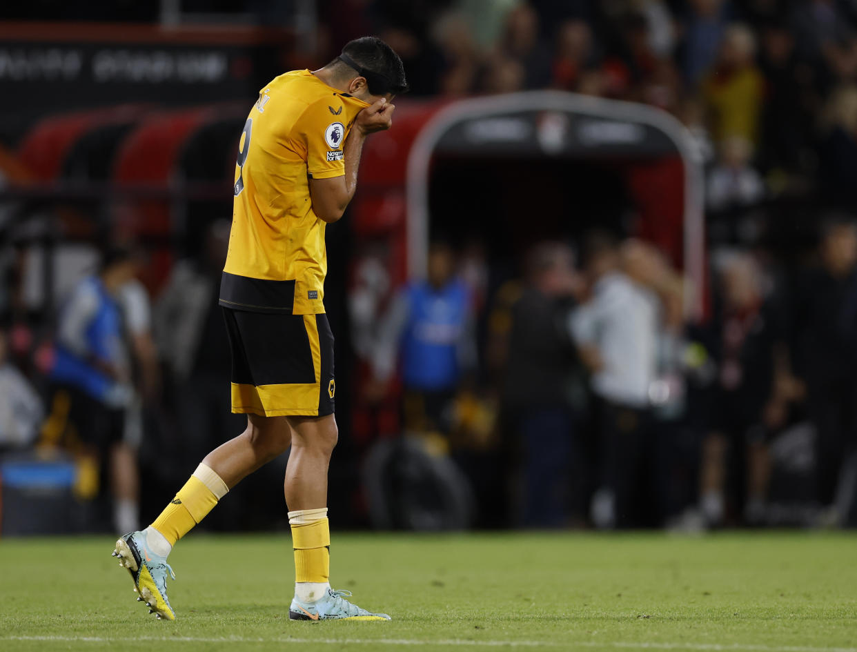 Raúl Jiménez no ha podido despuntar esta temporada debido a las lesiones. (Foto: Steven Paston/PA Images via Getty Images)