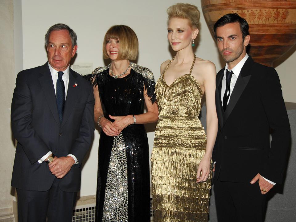 Mayor Michael Bloomberg with Anna Wintour, Cate Blanchett, and Nicolas Ghesquiere at the 2007 Met Gala.