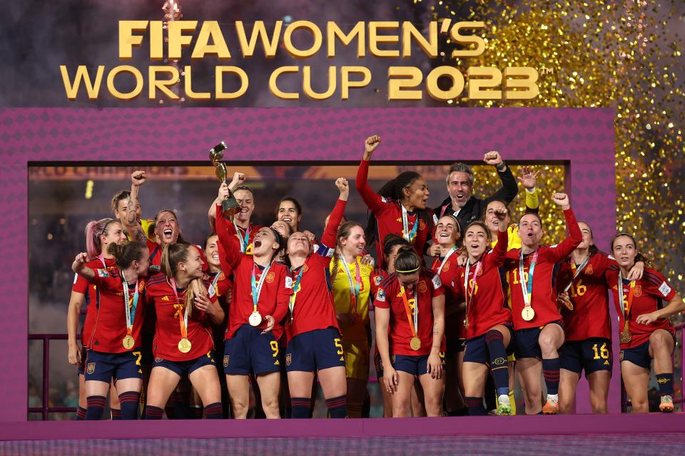 Esther Gonzalez of Spain lifts the FIFA Women's World Cup Trophy following victory in the FIFA Women's World Cup Australia & New Zealand 2023 Final match between Spain and England at Stadium Australia on August 20, 2023 in Sydney, Australia.